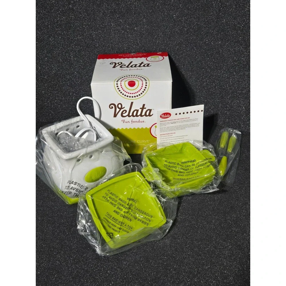New Scentsy Velata Fun Fondue Warmer Set Green Key Lime Curve Bulb Included